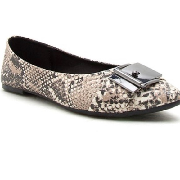 Qupid Shoes - Animal Print Slip-On Buckle Flats NWT